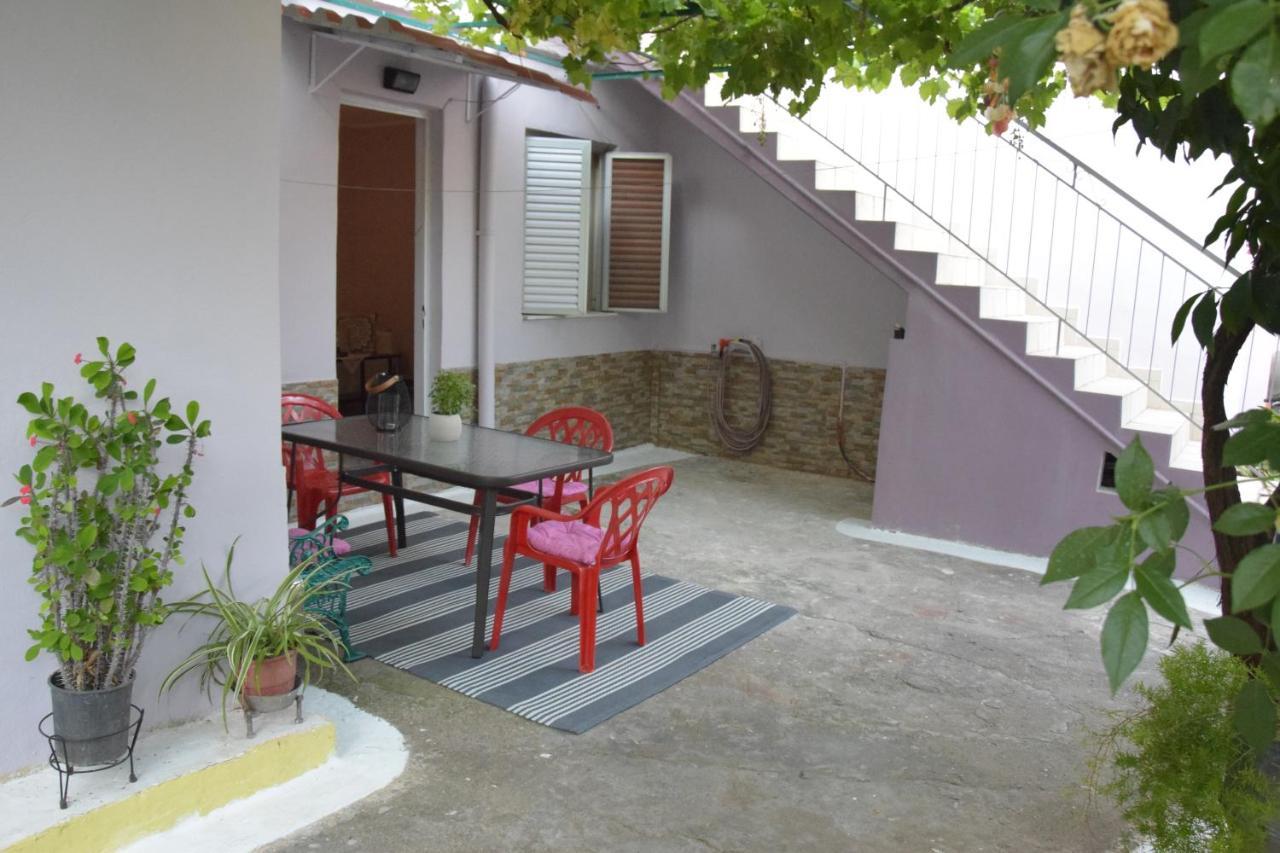 Kalamata Home, Agia Triada Exteriör bild